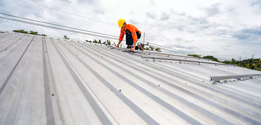 Metal Roof Repairs in Fallbrook